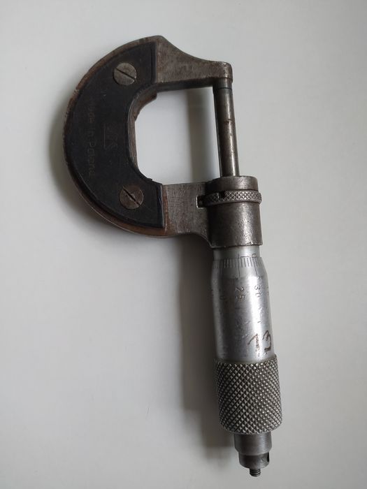 Mikrometr 0-25 mm
