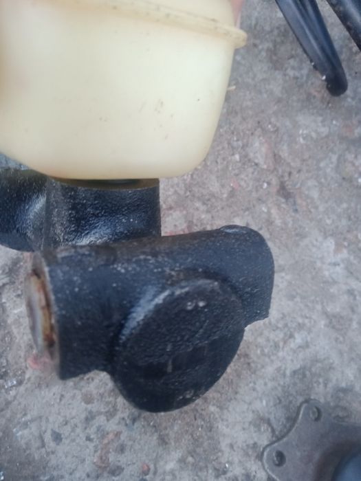 Оригинальный главный тормозной цилиндр на МОСКВИЧ 2140