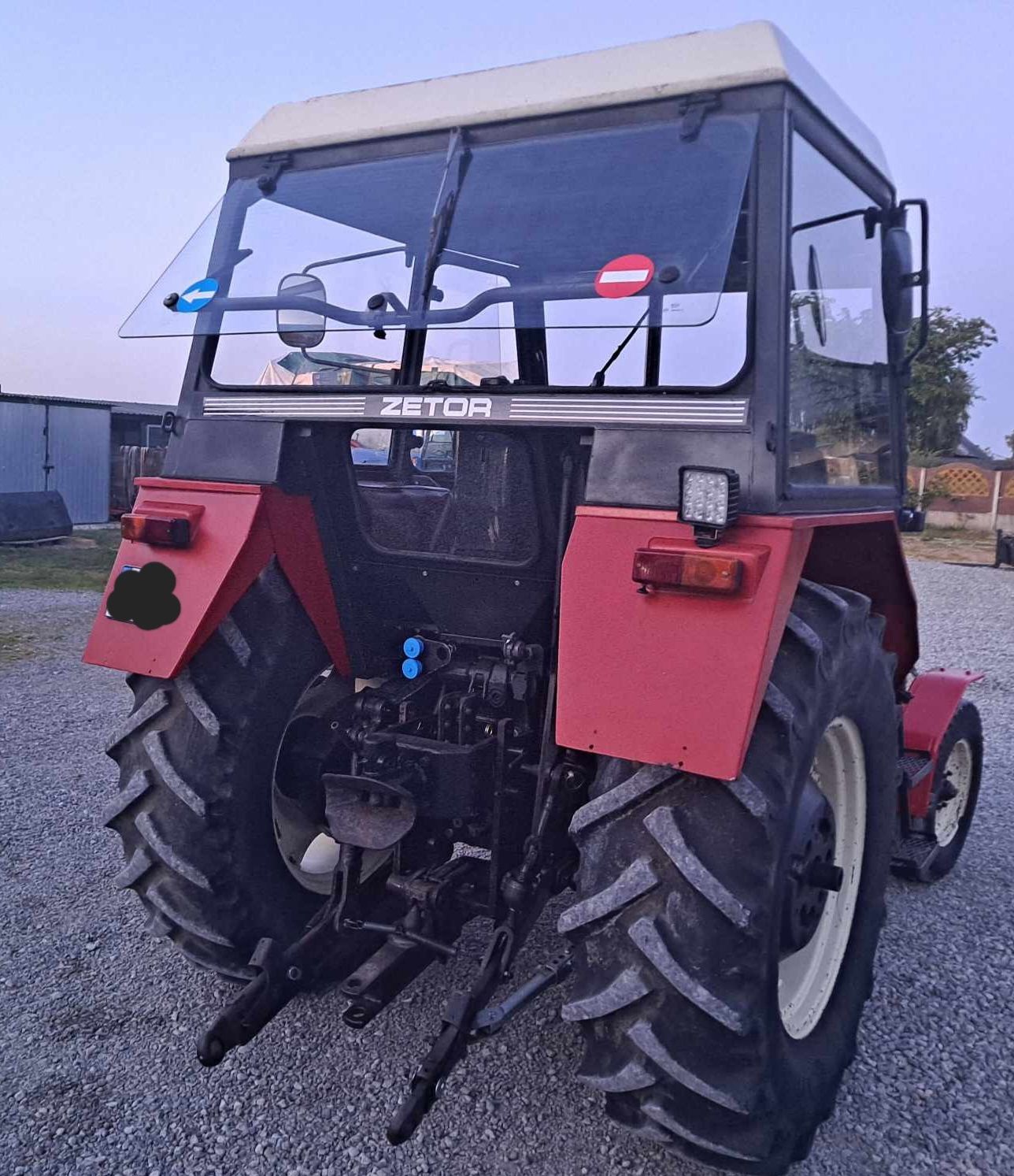 Zetor 7211         .