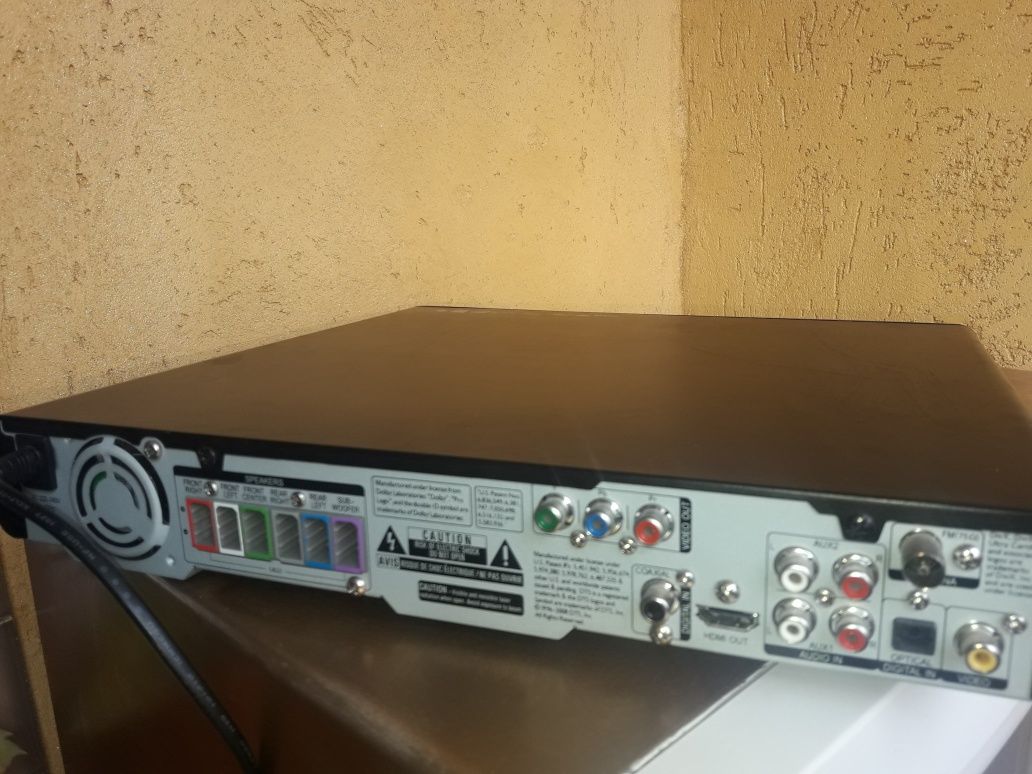 Домашний кинотеатр Philips HTS- 3373