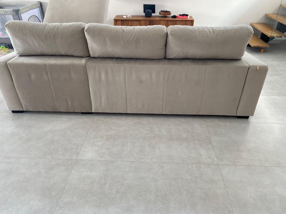 Sofá com Chaise Longue