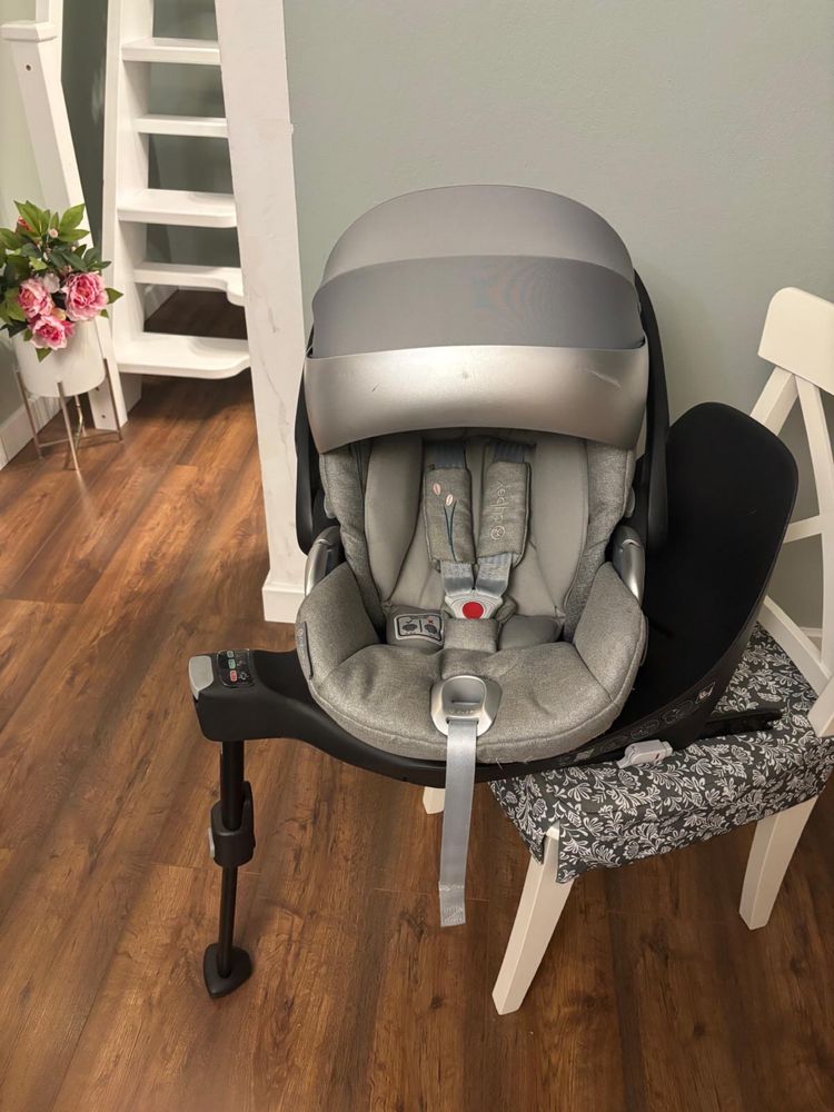 Fotelik cybex cloud + baza obrotowa cybex