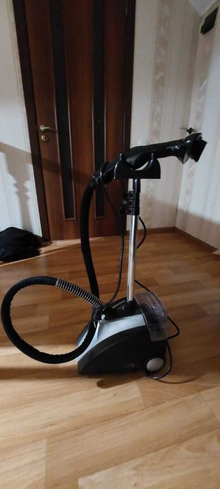 Вертикальна парова праска HILTON HGS 2864