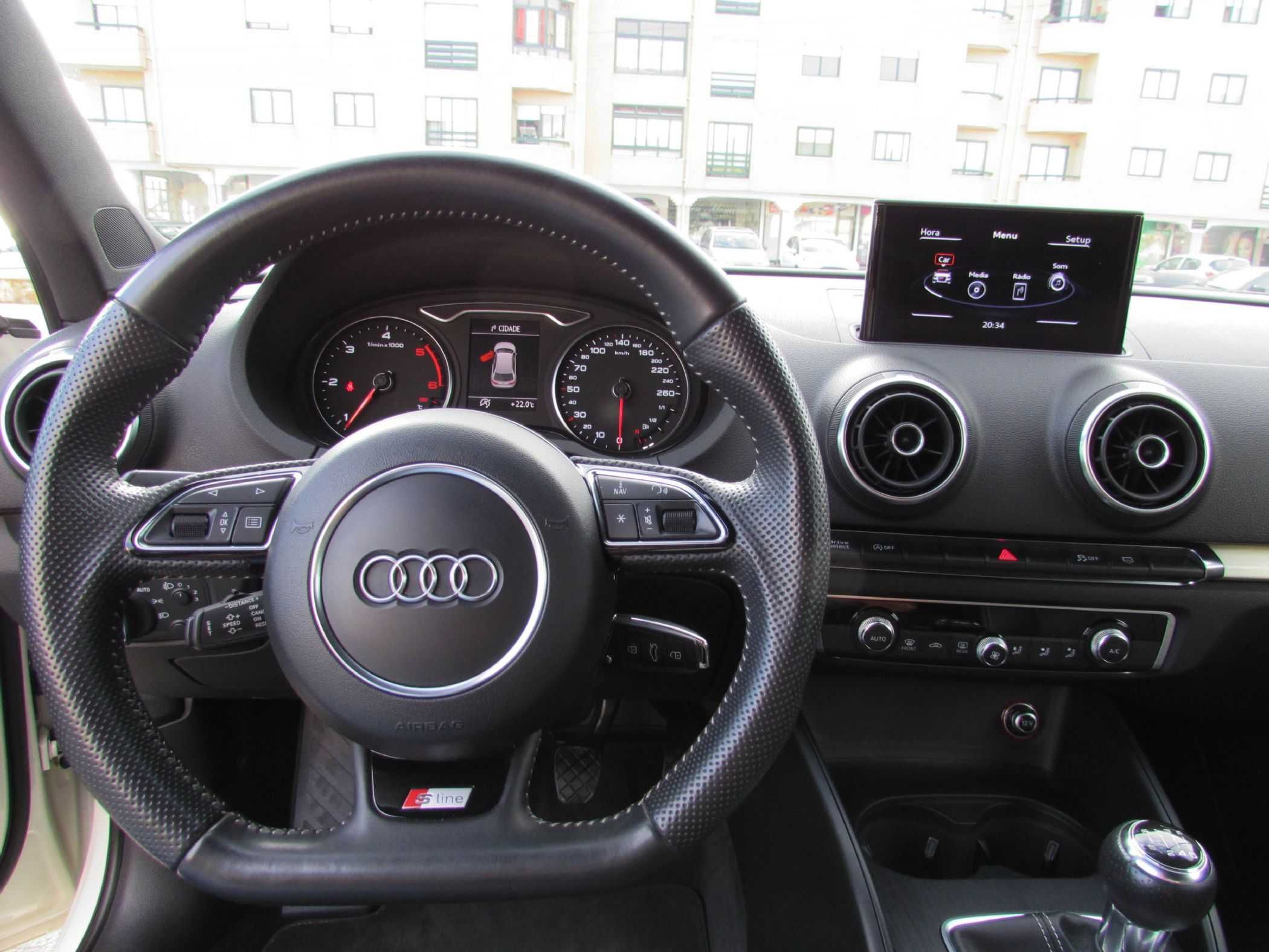 AUDI A3 2.0 150cv S-LINE