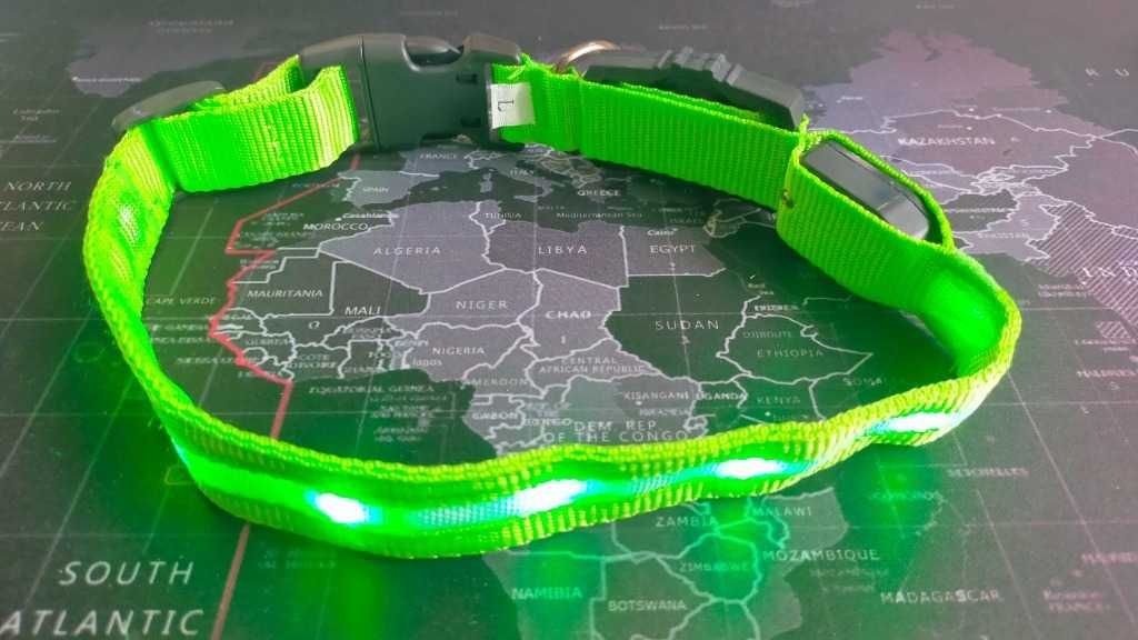 NOWA Świecąca obroża LED z miejscem na lokalizator GPS AirTag