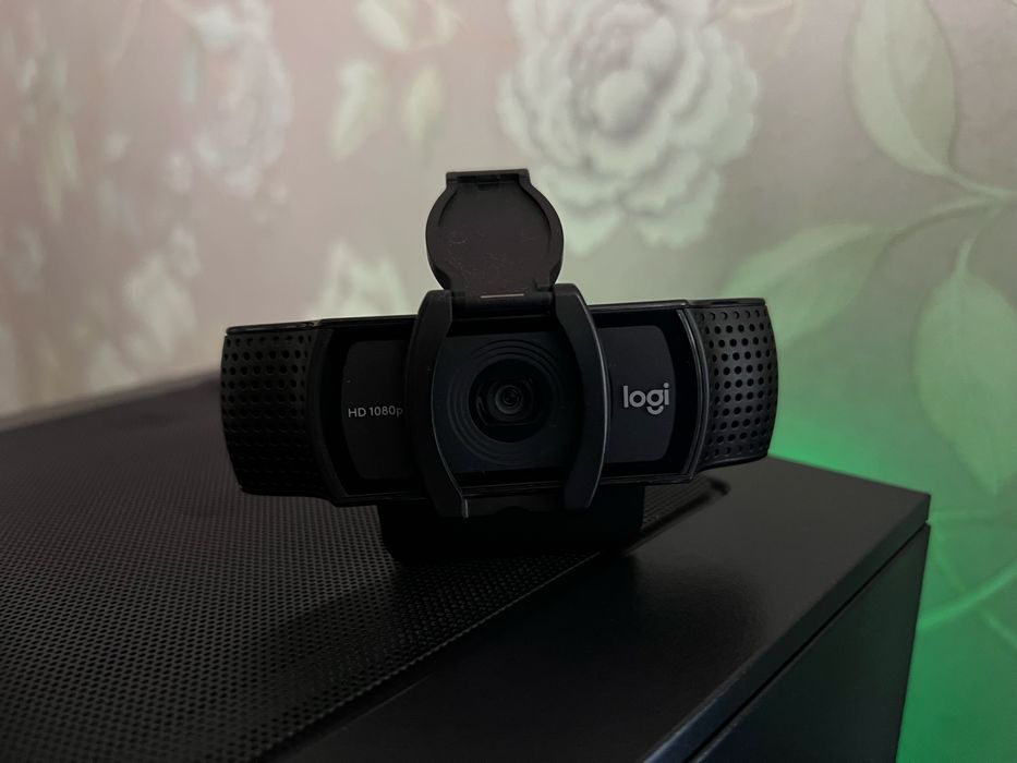 Веб камера Logitech C920
