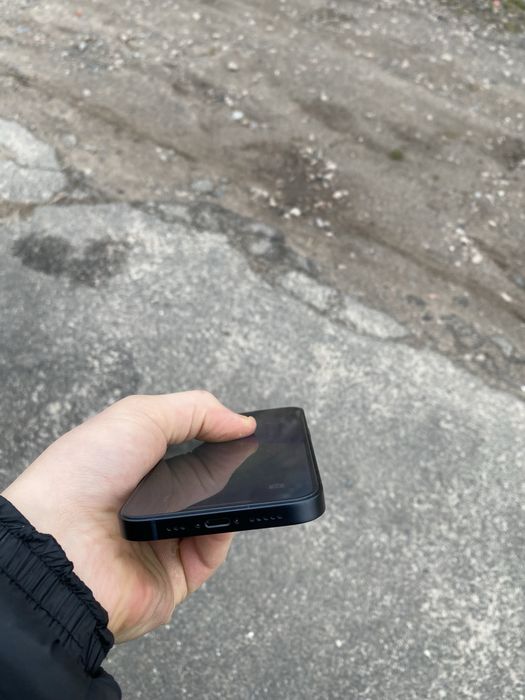 Продам айфон 13/128гб