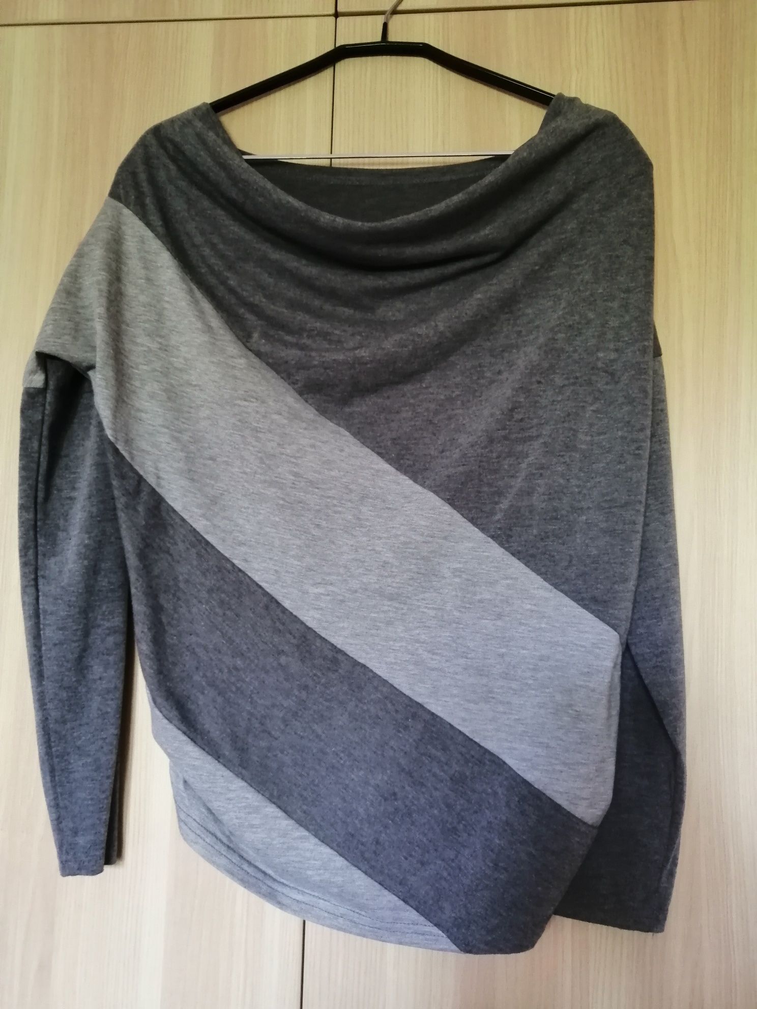 Bluzka nietoperzowa oversize M