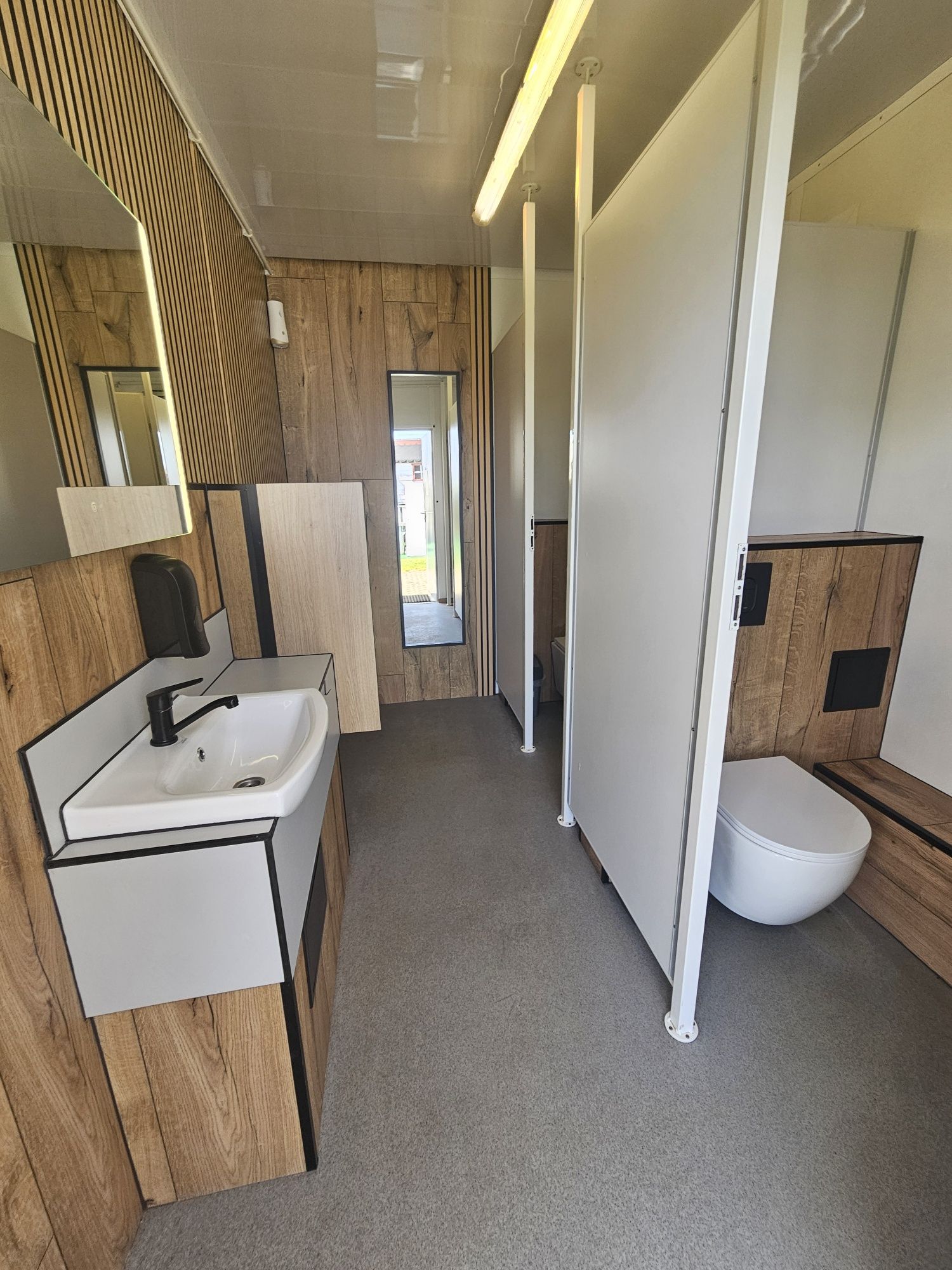 Kamper park KOTWICA, camping, pole namiotowe