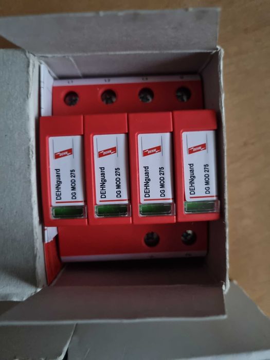 Автомати електричні,біти,кусачки,сверла,i.т.п. можна окремо придбати