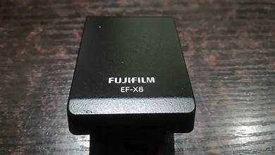 Fuji X-E3 + Flash EF-X8, como novo + XF 23mm F: 2.8 WR novo.