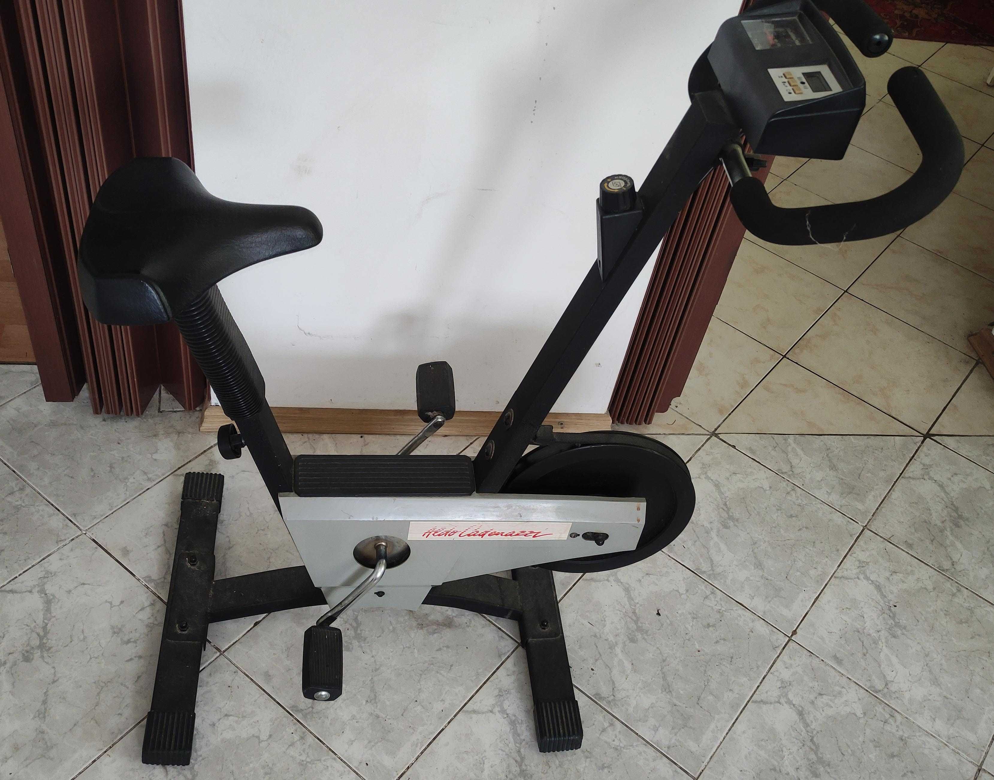 Rower treningowy stacjonarny