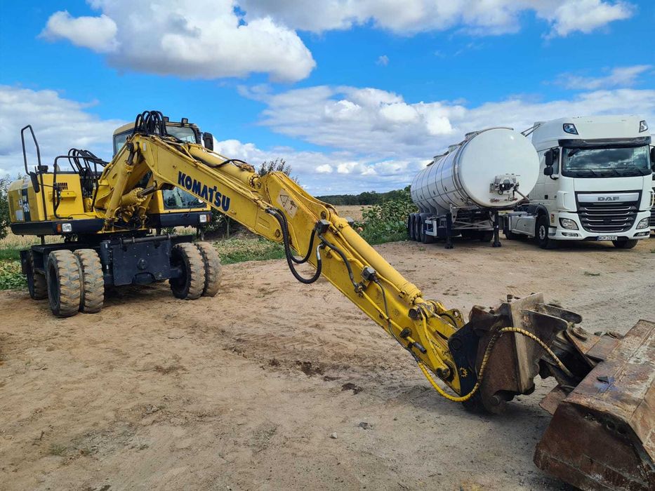 Koparka kołowa KOMATSU PW160-7 uszkodzona