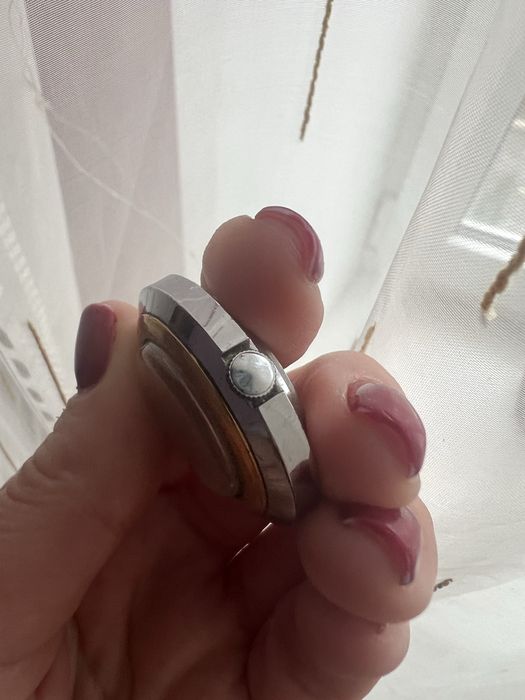 Вінтажний радянський годинник Заря советские наручные часы