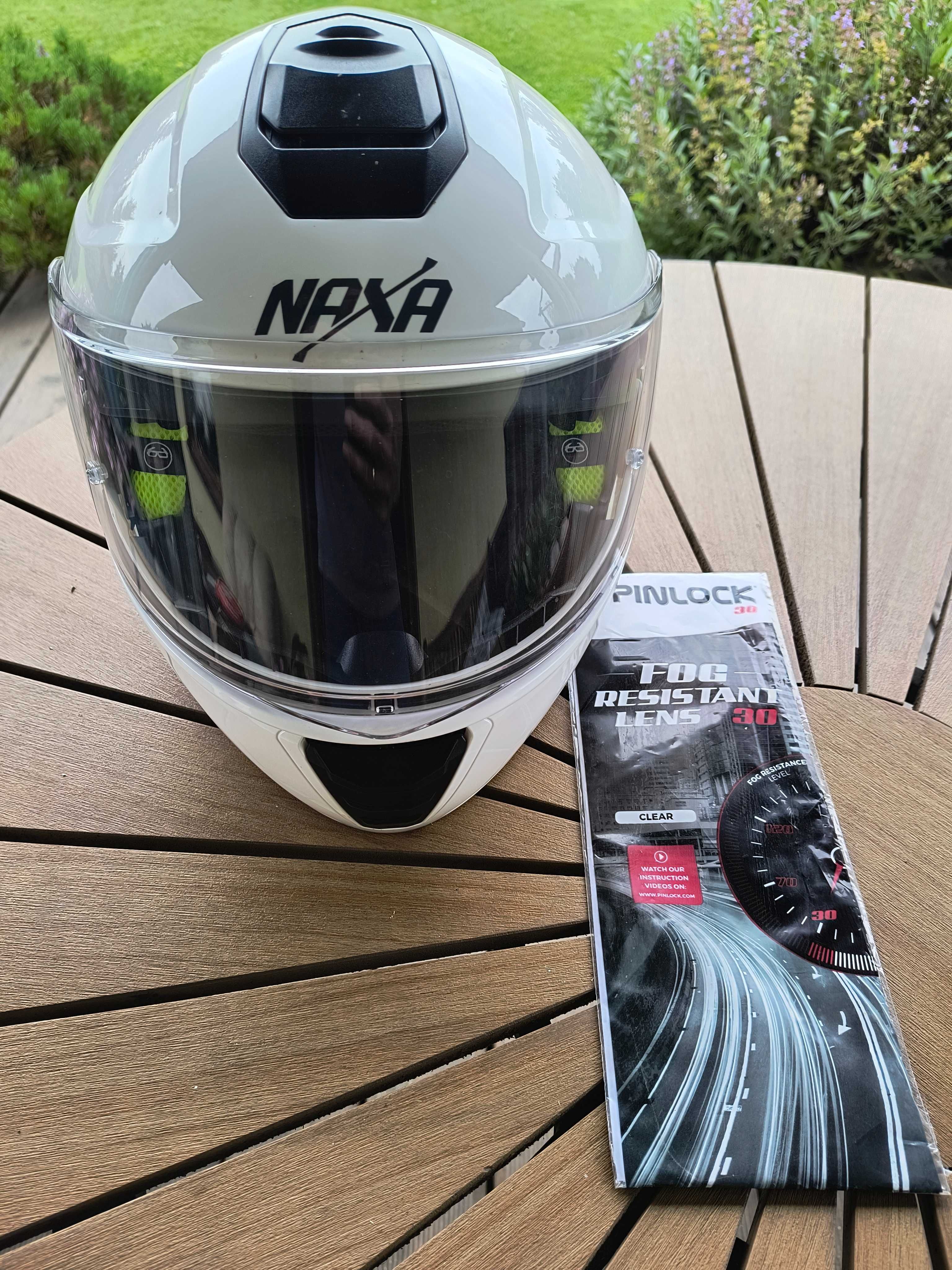 Kask motocyklowy NAXA plus kombinezon