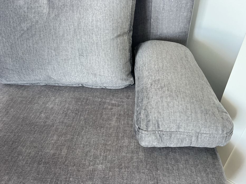 Sofa, kanapa rozkladana Darwin (Agata Meble) 150x196cm, szara