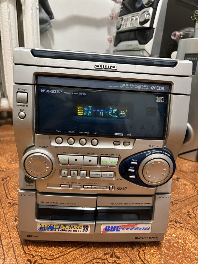 Продам музыкальный центр aiwa