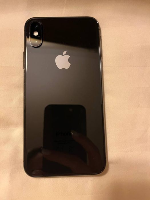Айфон XS в отличном состоянии
