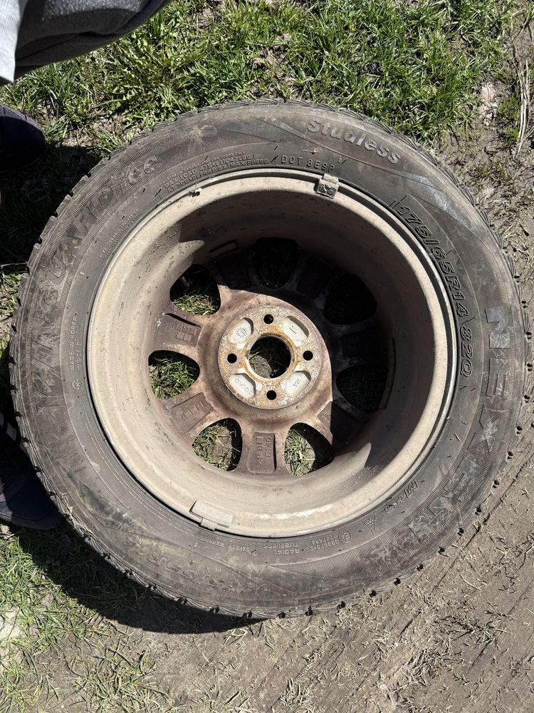 Диски з резиною R14 4х100 ЕТ-40