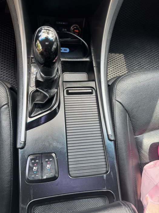 Hyundai Sonata 2014 • Газ/бензин • Максимальна комплектація