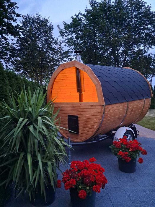 Mobilna Sauna na przyczepie Wynajem Balia & Sauna SPA - GrzejSię!