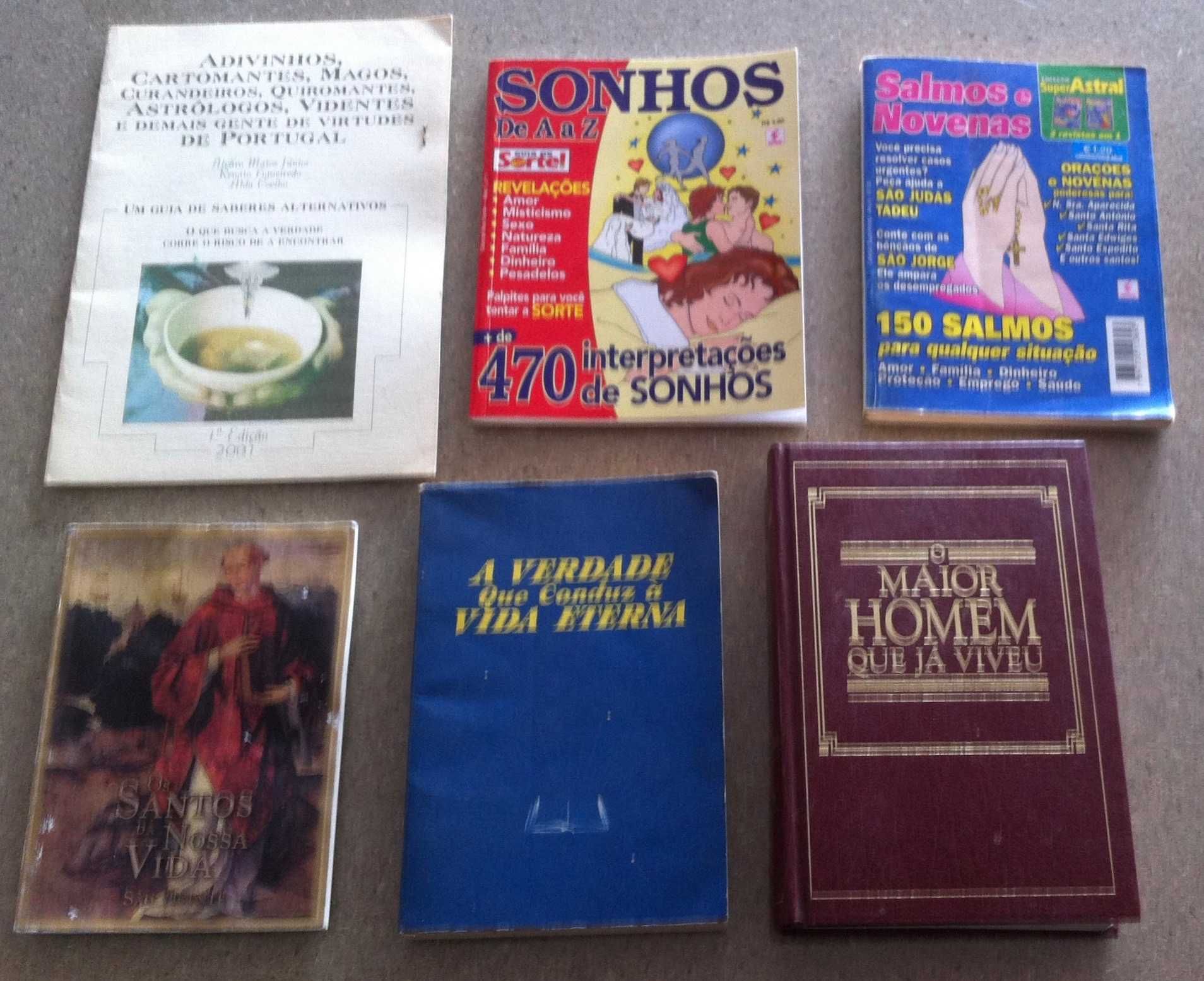 lote de livros e revista de religiao