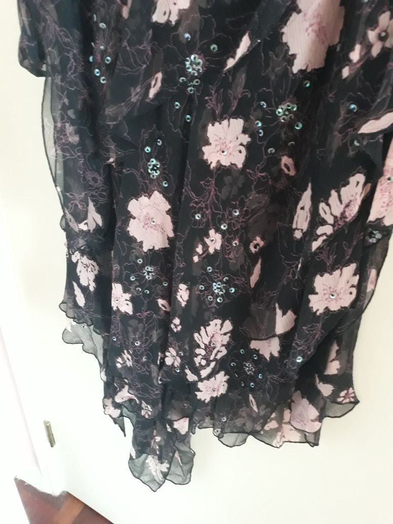 Conjunto saia e top tipo vestido tamanho s - como novo