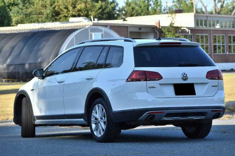 2017 Volkswagen Golf Alltrack TSI SE 4Motion