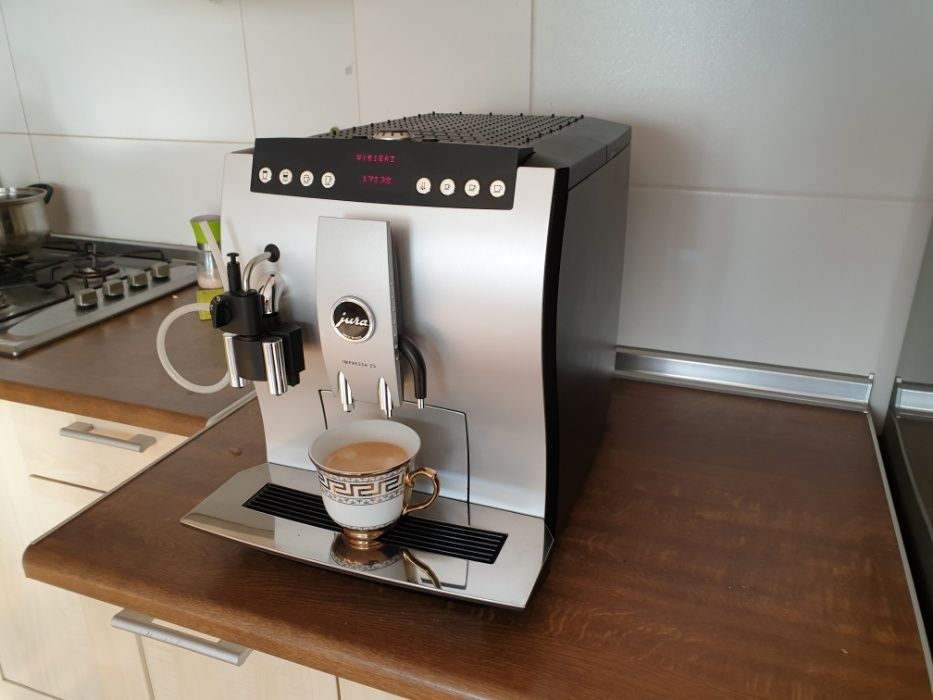 JURA Z5 2GENERACJI PRZEBIEG 5tyś kaw 3mies gwar