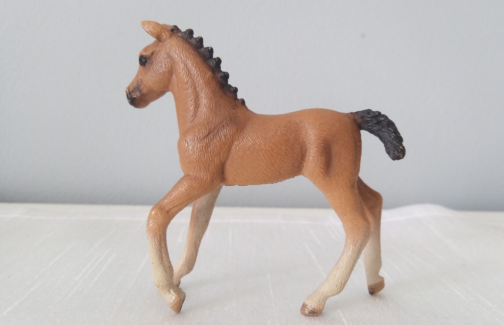 Źrebię hanowerskie schleich