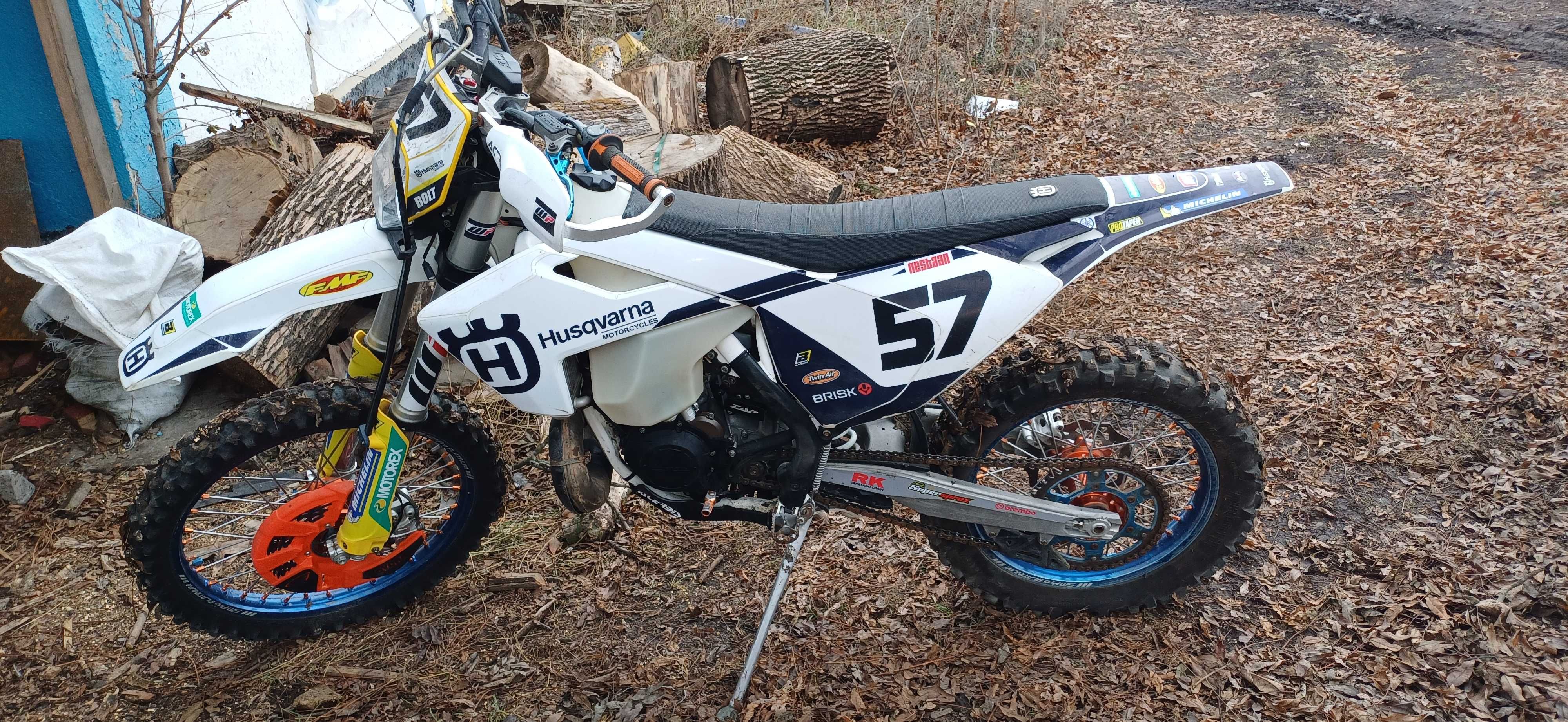 Мотоцикл Husqvarna 300 tpi