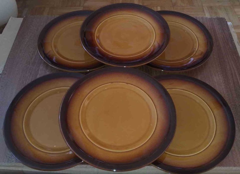 Zestaw talerzy ceramicznych miski obiadowe deserowe taca Tułowice prl