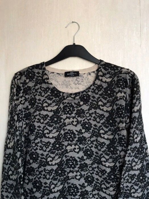 свитер с рисунком под кружево