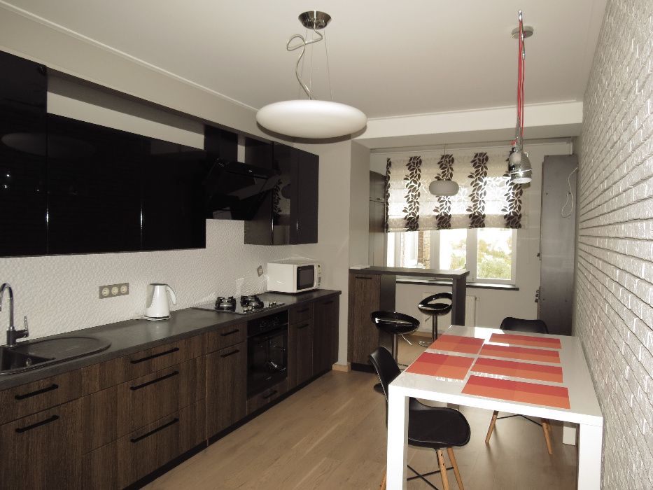 Уютная квартира возле Порт Сити , Автовокзал,Ж/Д , Smart TV