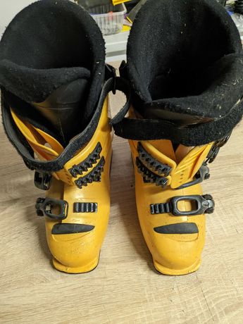 Buty narciarskie Salomon żółte numer 37