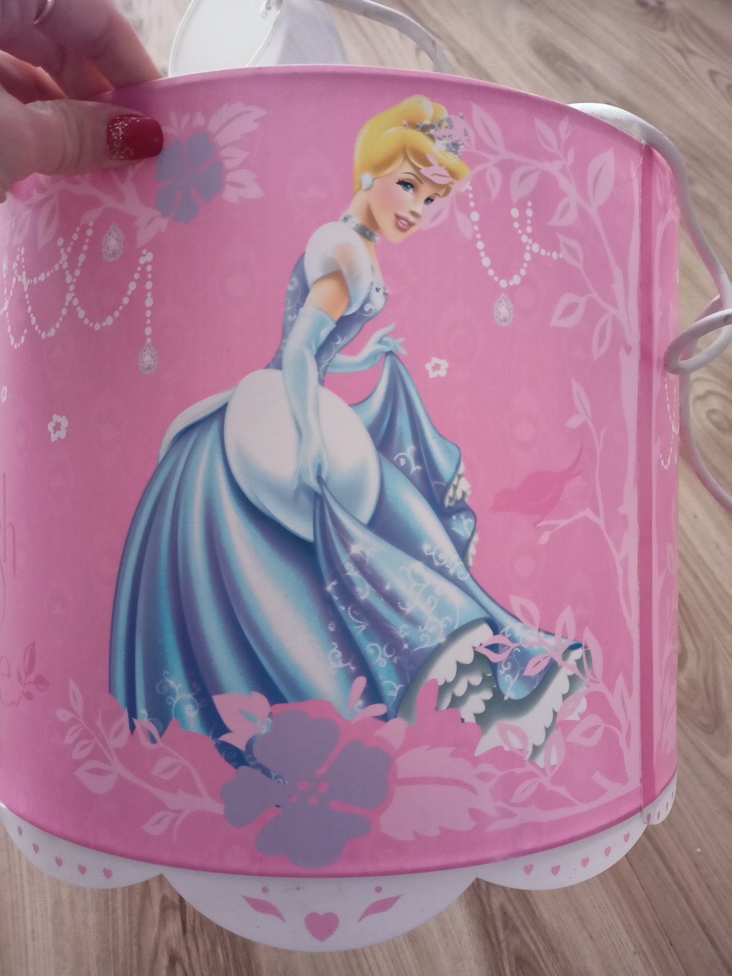 Lampa,żyrandol Disney księżniczki