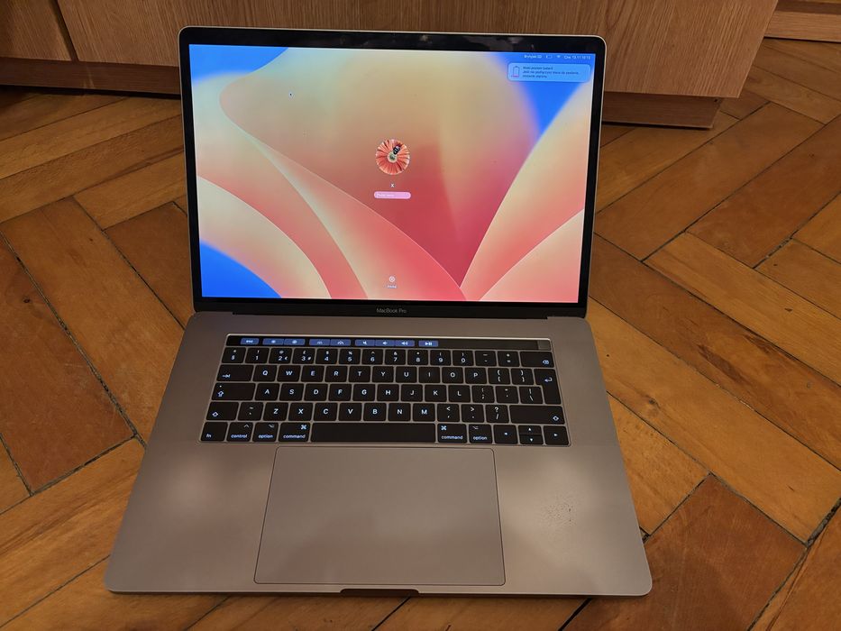 Macbook pro a1707 i7