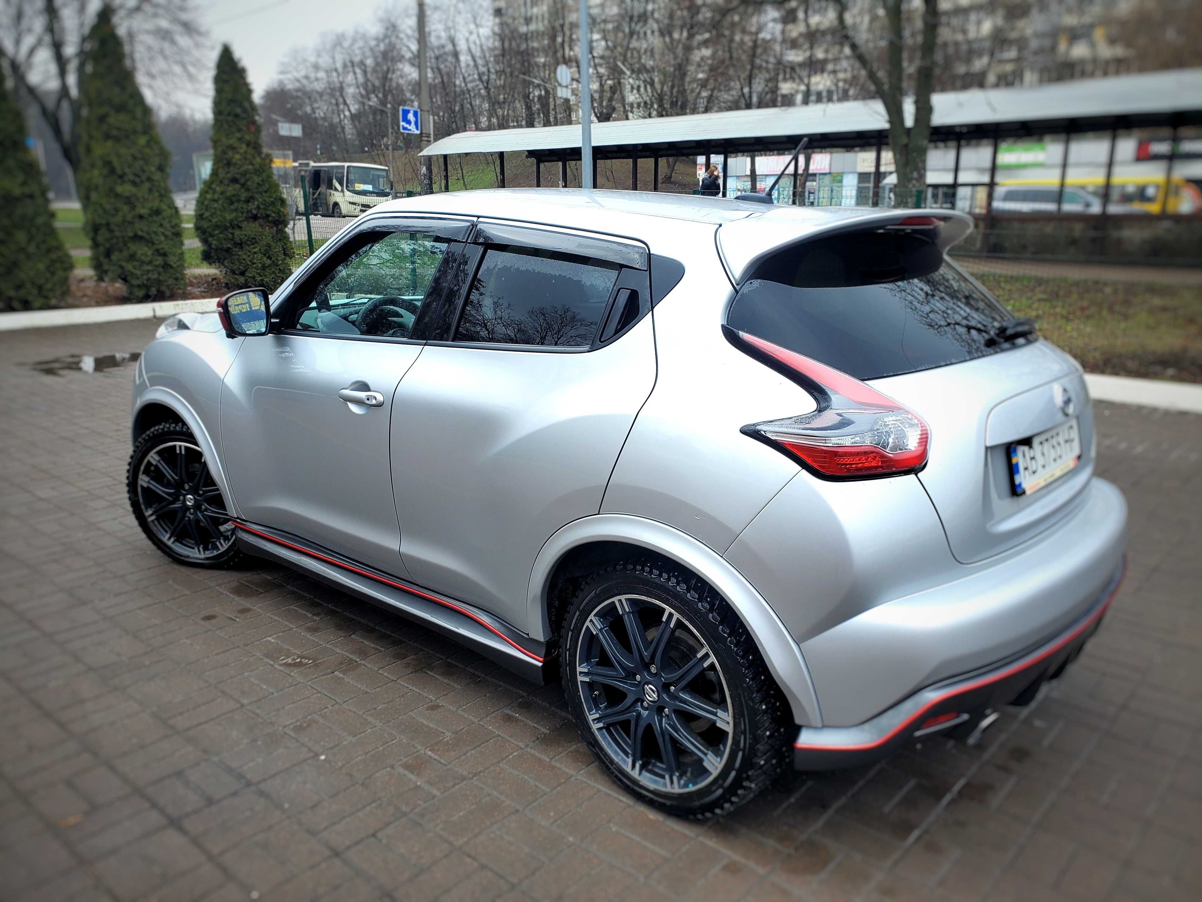 Nissan Juke Nismo 1.6 4WD (F15), 200 л.с. 2015 року