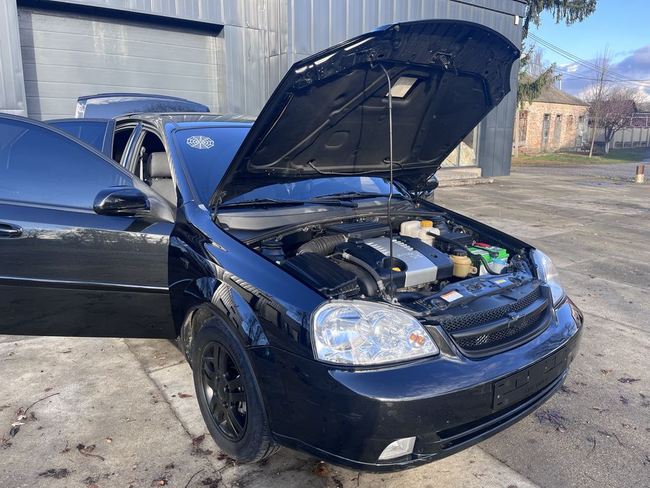 Продам Chevrolet Lacetti 1.8 АКПП
