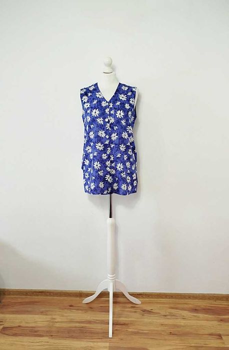 Vintage niebieska bluzka na guziki w kwiaty