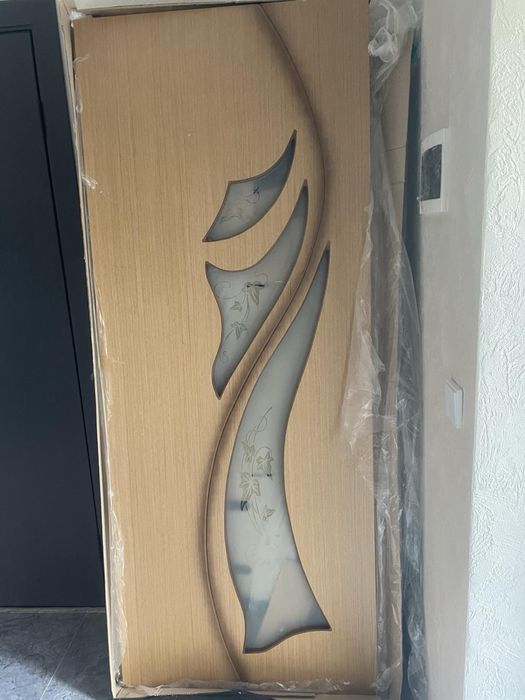 Продам міжкімнатні двірі