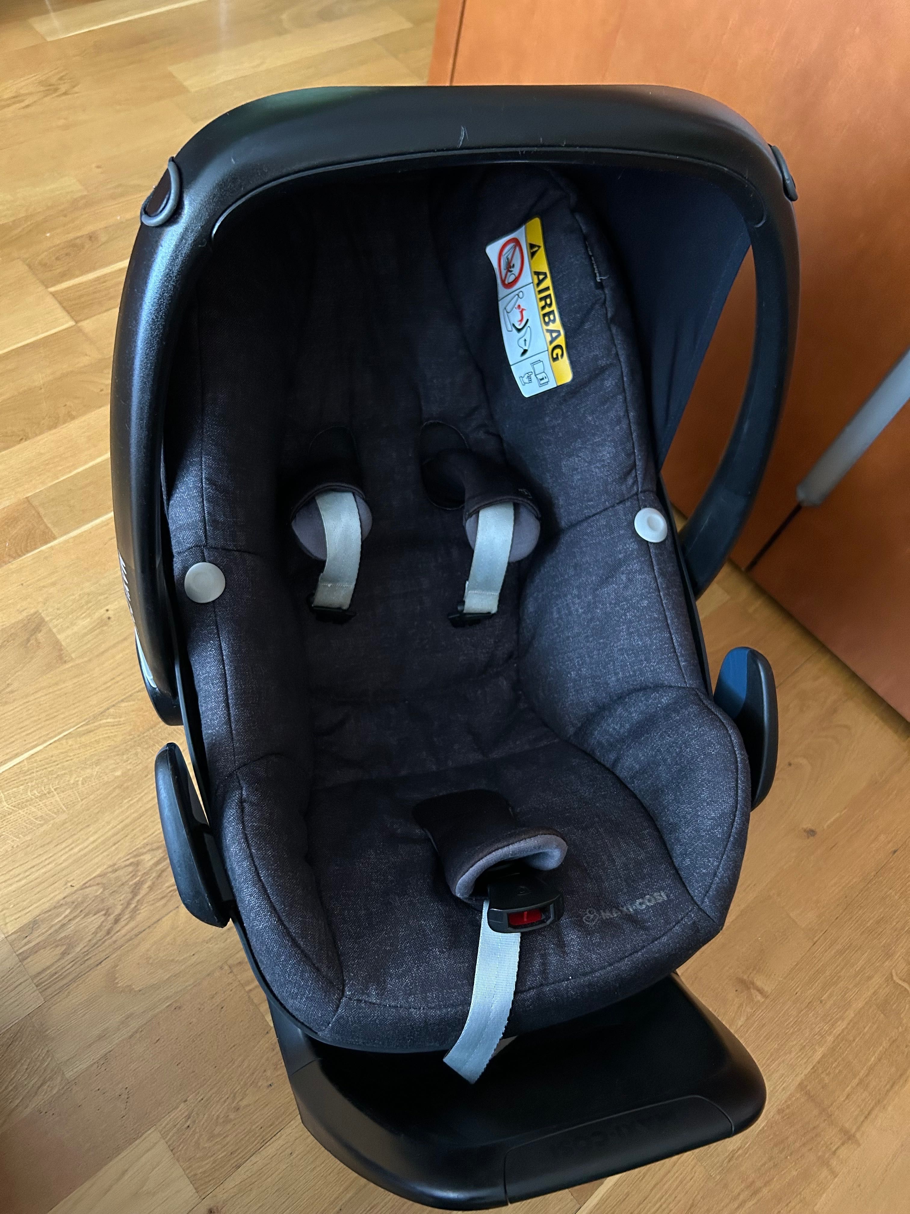 Fotelik maxi cosi pebble plus + baza isofix