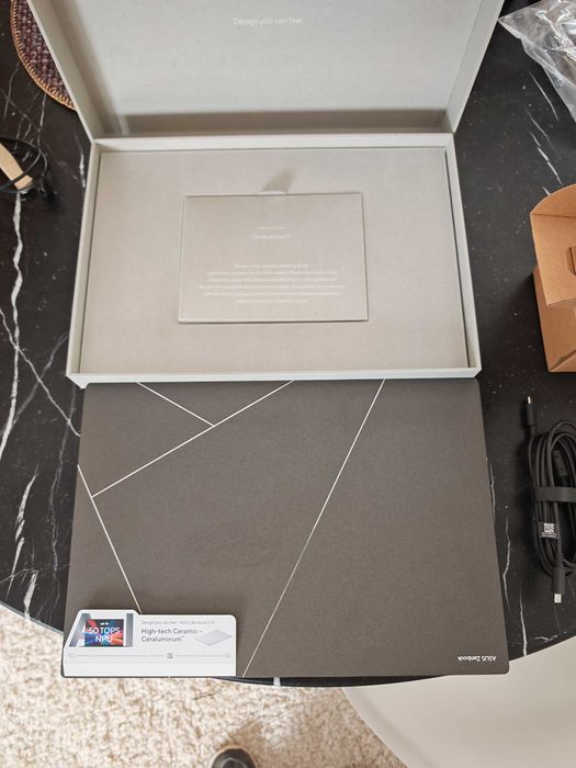 ZENBOOK S 16 OLED AMD AI 9 HX 370 32GB 1TB, Novo + Garantia 2 anos