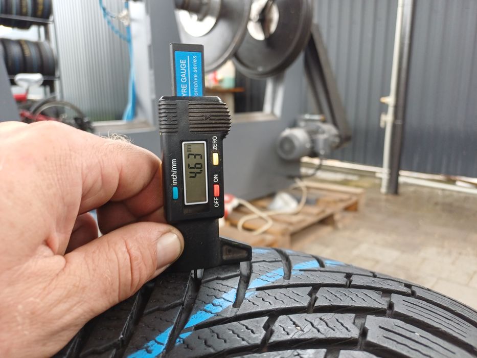 195 60 15 Continental WinterContact ts860 зимові