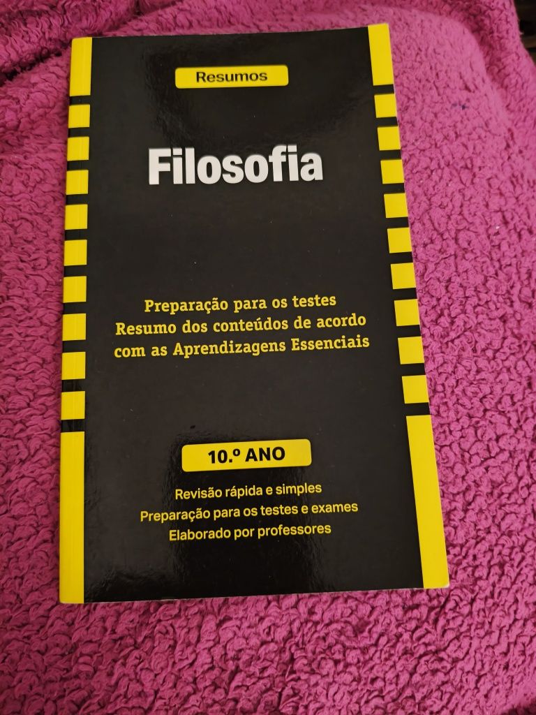 Livro de resumos filosofia 10 ano.