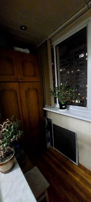 Здається 2х кімнатна в дружньому будинку на вул. Ахматовой