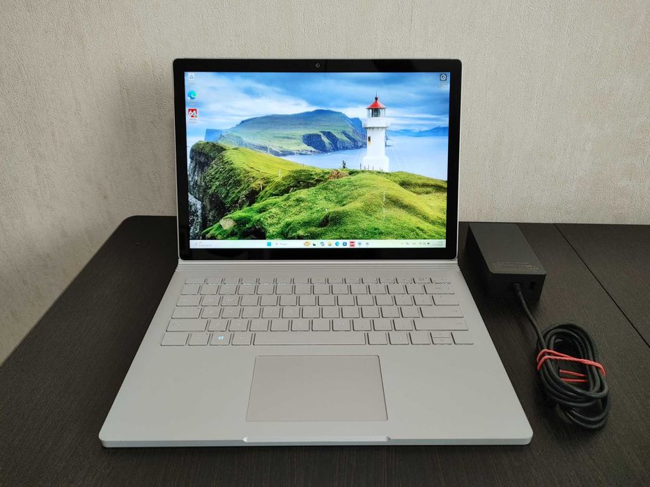 Microsoft Surface Book 2 16/512gb Nvidia GTX 1050 Intel i7-8650u