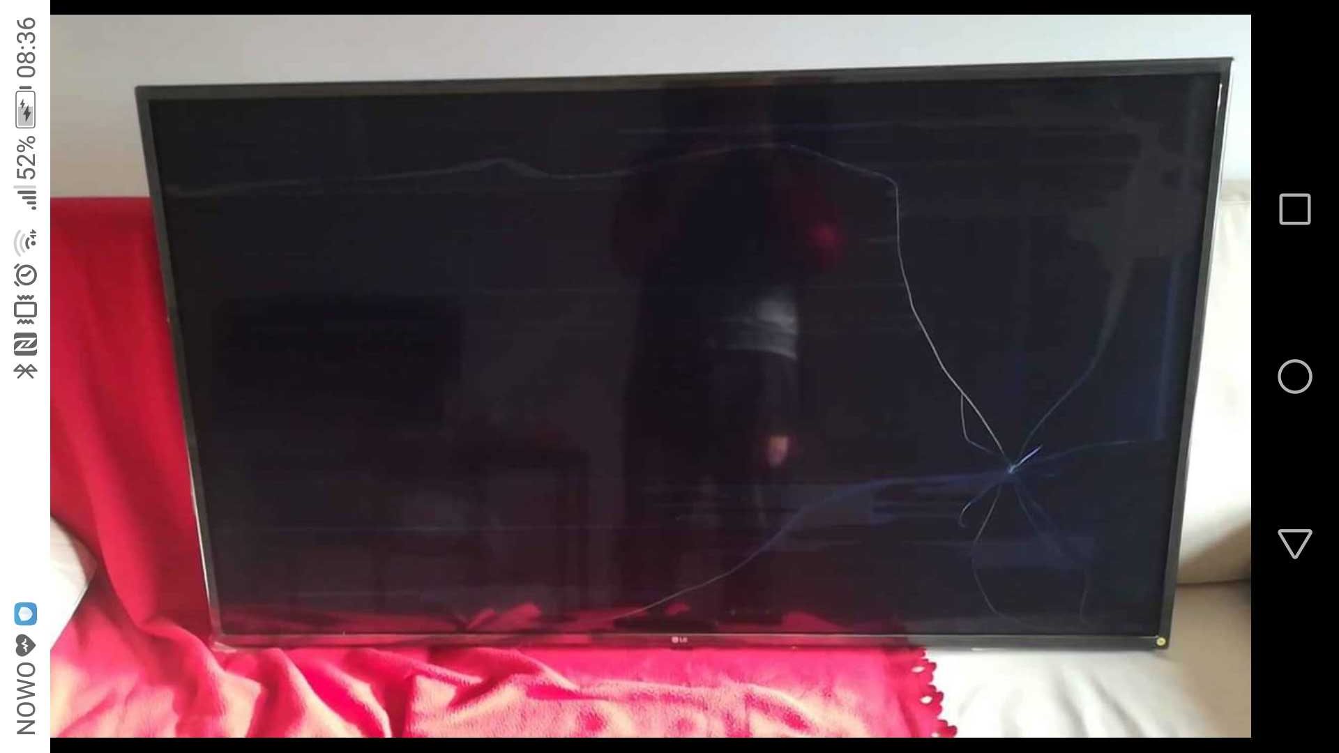 Tv LG com ecrã partido