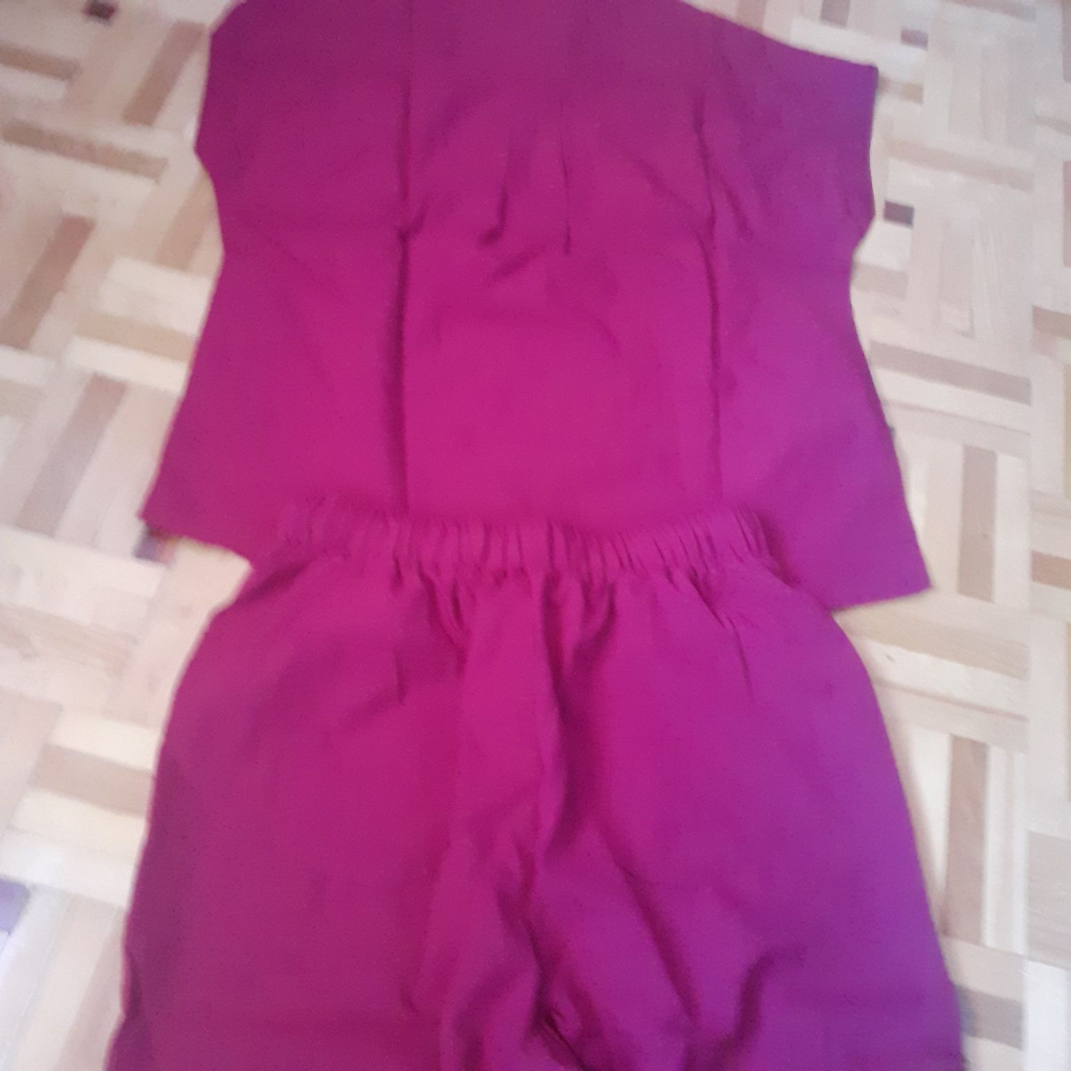 Nowy uniform medyczny Rozm. S,  bordowy