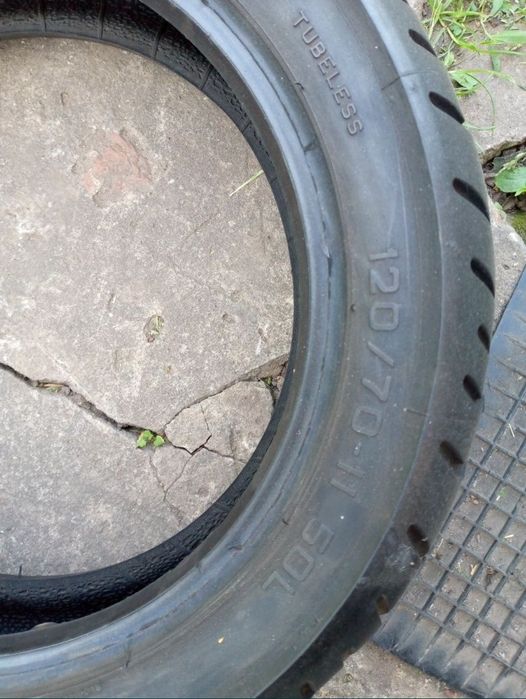 Продам скат Pirelli на скутер